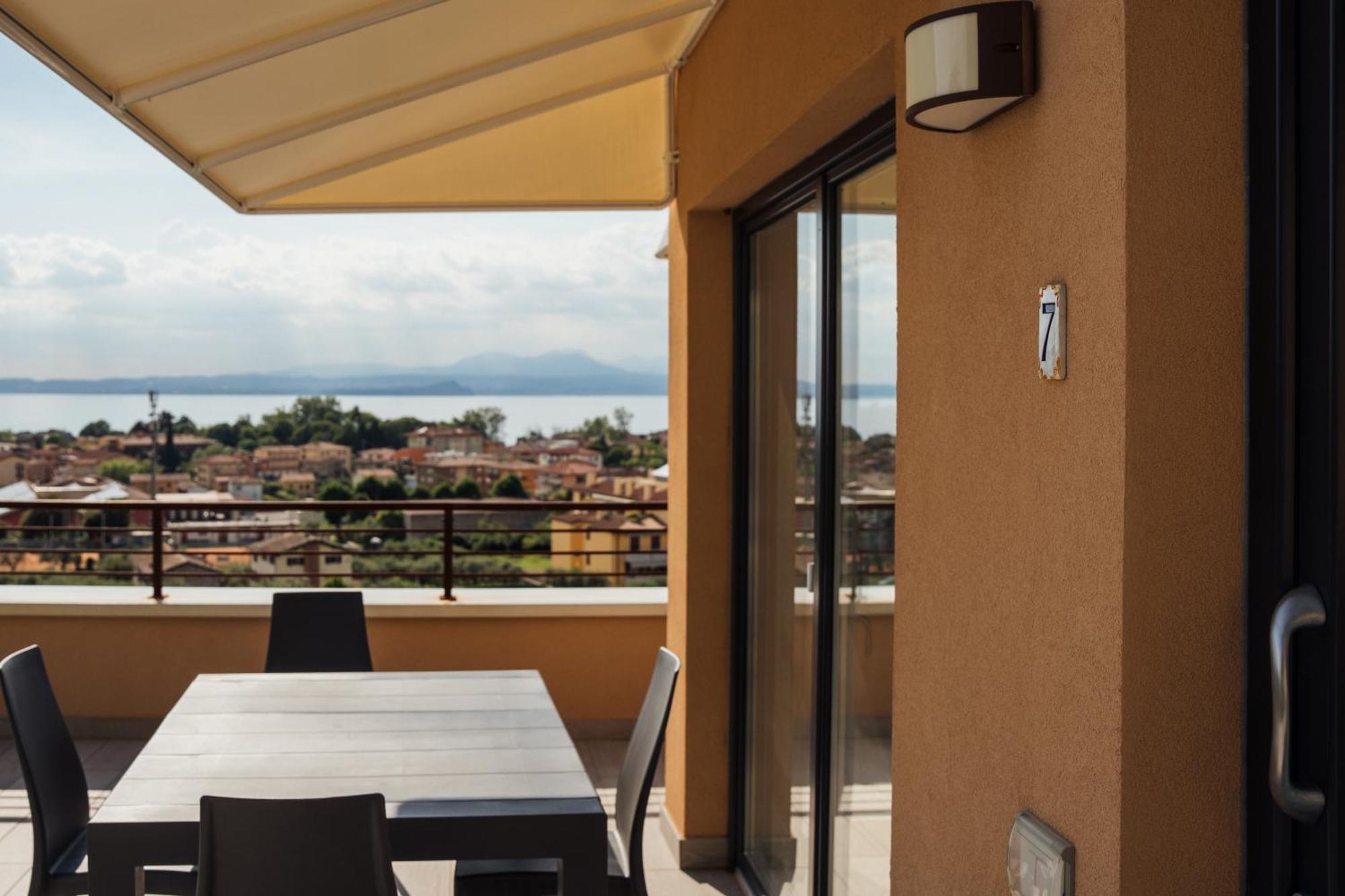 Apartments Monsurei, Lake View Bardolino Zewnętrze zdjęcie
